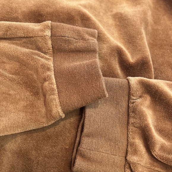 Gap Crewneck - Picture 6 of 6